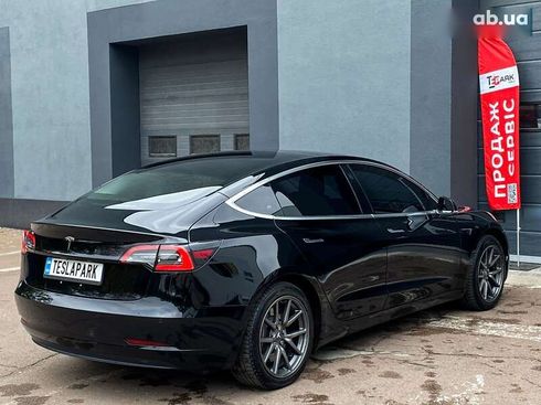 Tesla Model 3 2018 - фото 10