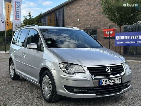 Volkswagen Touran 2008 - фото 2