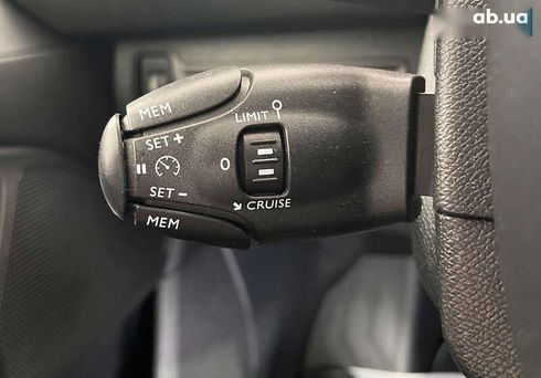Peugeot 308 2018 - фото 19