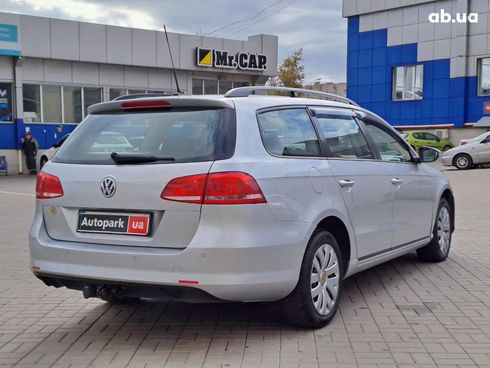 Volkswagen passat b7 2013 серый - фото 9