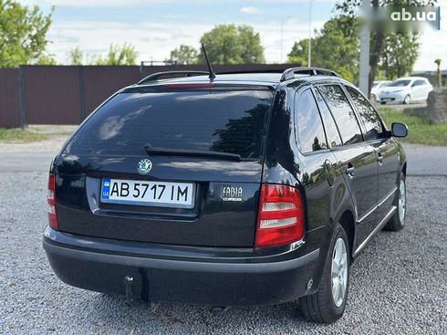 Skoda Fabia 2002 - фото 17