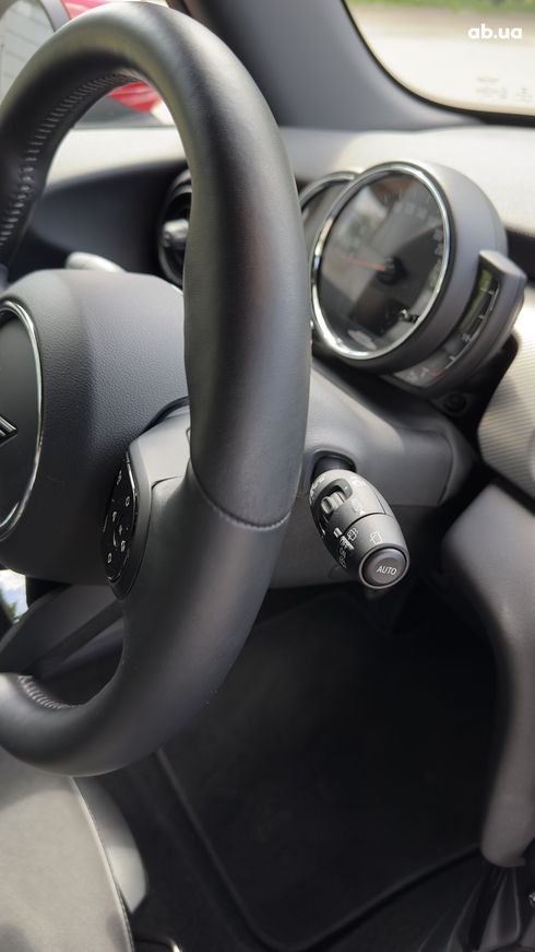 MINI John Cooper Works Hatch 2021 белый - фото 13