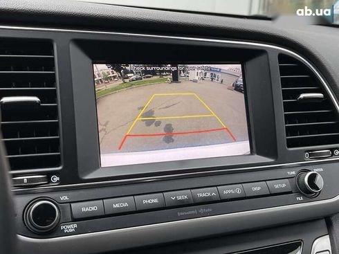Hyundai Elantra 2018 - фото 20