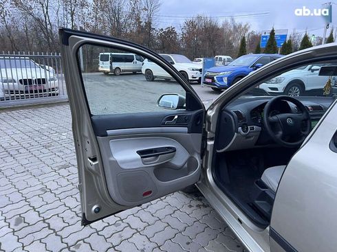 Skoda Octavia 2005 - фото 10