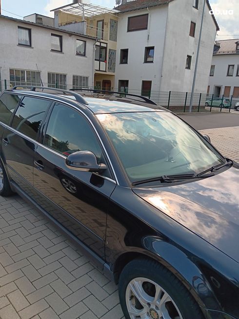 Volkswagen Passat 2004 черный - фото 5