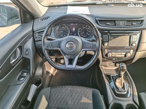 Nissan Rogue 2018 серый - фото 16