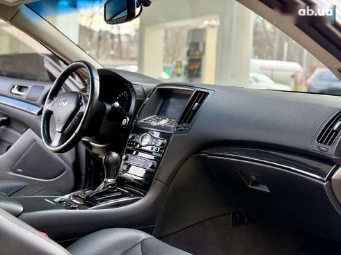 Infiniti Q60 2015 - фото 27