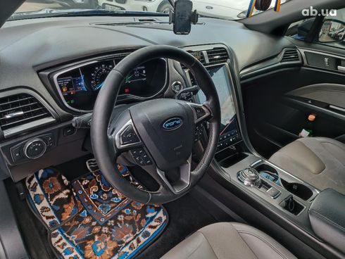 Ford Fusion 2017 синий - фото 20