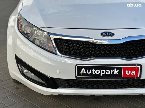 Kia Optima 2012 белый - фото 4