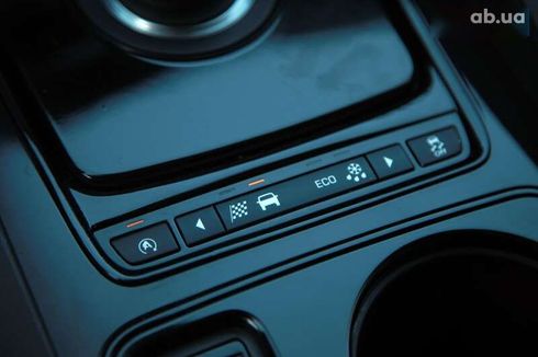 Jaguar F-Pace 2016 - фото 17