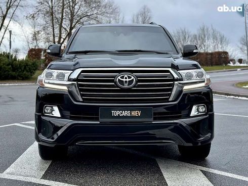 Toyota Land Cruiser 2017 - фото 23