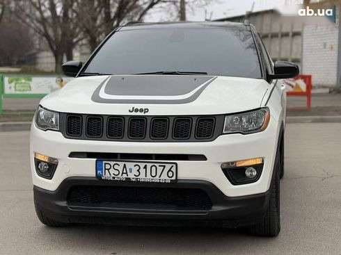 Jeep Compass 2021 - фото 15