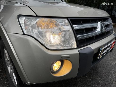 Mitsubishi Pajero 2007 бежевый - фото 4