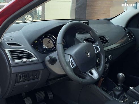 Renault Megane 2012 - фото 24
