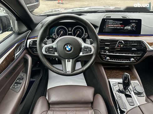 BMW 5 серия 2018 - фото 19