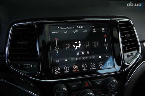 Jeep Grand Cherokee 2018 - фото 15