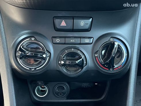 Peugeot 2008 2016 белый - фото 21