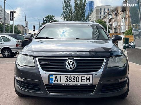 Volkswagen Passat 2009 - фото 11