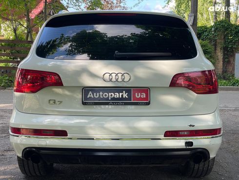 Audi Q7 2010 белый - фото 8