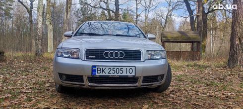 Audi A4 2001 серебристый - фото 7