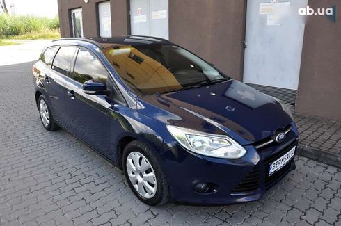 Ford Focus 2011 - фото 5