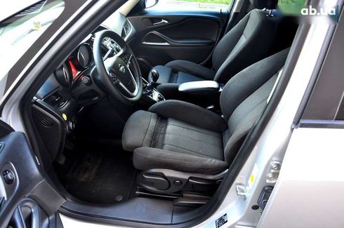 Opel Zafira 2013 - фото 15