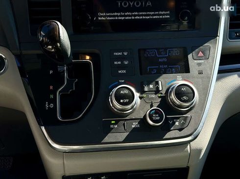 Toyota Sienna 2015 - фото 29