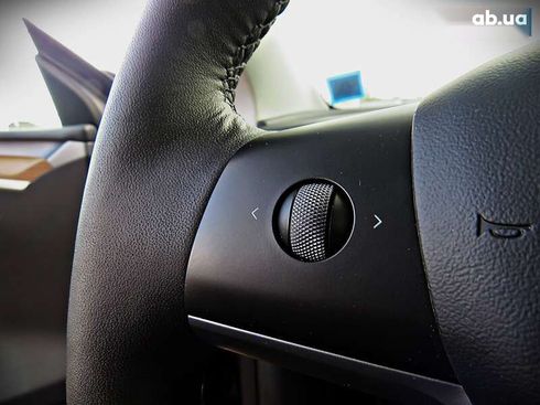 Tesla Model Y 2022 - фото 11