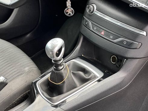 Peugeot 308 2016 серый - фото 36