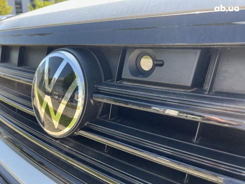 Volkswagen Touareg 2023 - фото 29