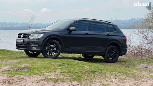 Volkswagen Tiguan 2019 - фото 2