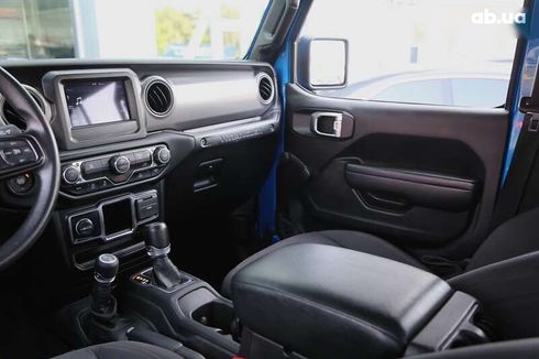 Jeep Wrangler 2022 - фото 23