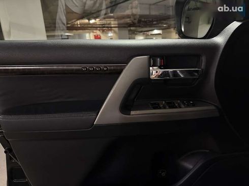 Toyota Land Cruiser 2012 - фото 17