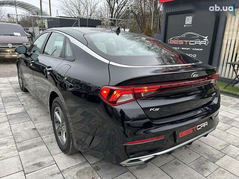 Kia K5 2021 - фото 16