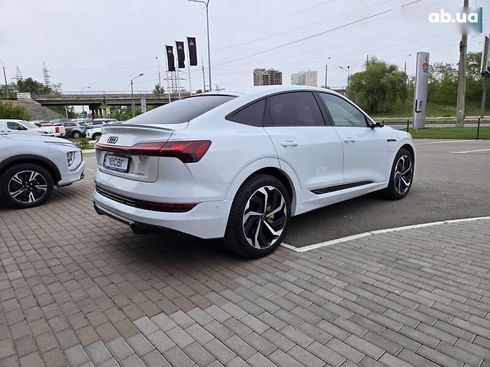 Audi E-Tron 2021 - фото 13