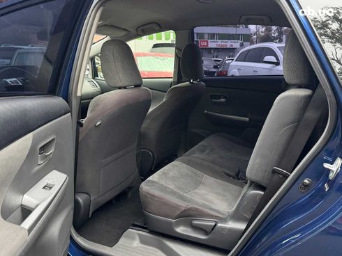 Toyota Prius V 2012 синий - фото 31
