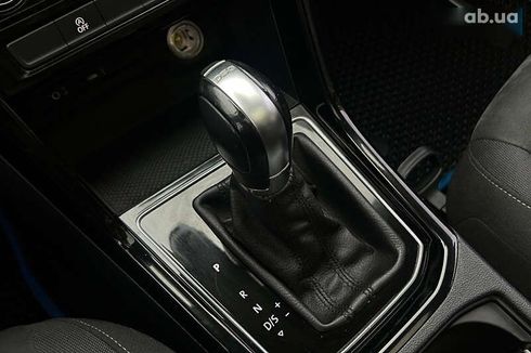 Volkswagen Touran 2015 - фото 15