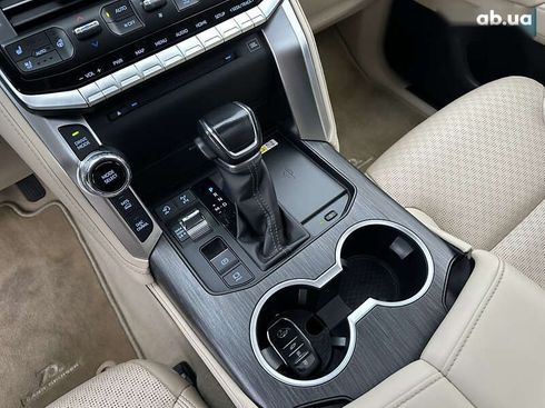 Toyota Land Cruiser 2021 - фото 13