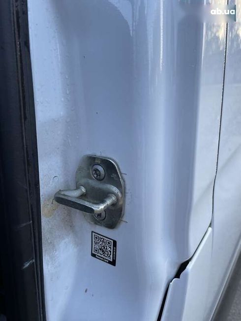 Mercedes-Benz Sprinter 2019 - фото 25