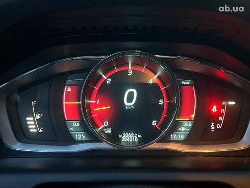 Volvo XC60 2013 серый - фото 19