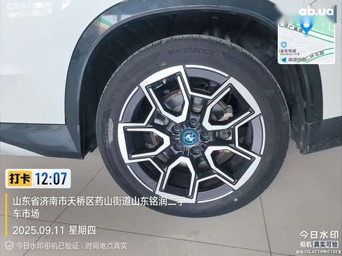BMW iX1 2023 - фото 11