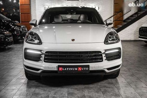 Porsche Cayenne Coupe 2022 - фото 25