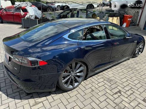 Tesla Model S 2013 - фото 5
