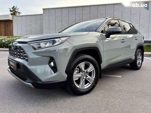 Toyota RAV4 2024 - фото 5