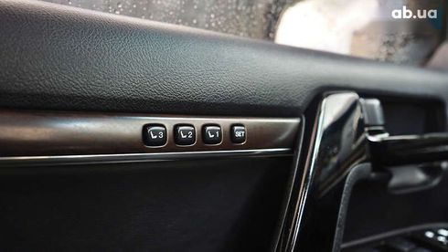 Toyota Land Cruiser 2017 - фото 27
