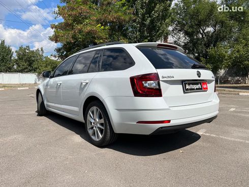 Skoda octavia a7 2018 белый - фото 3