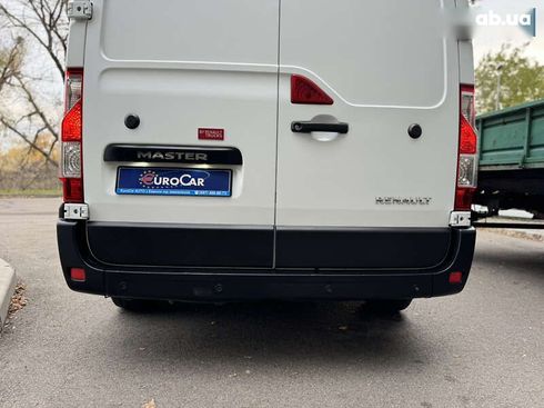 Renault Master 2015 - фото 24