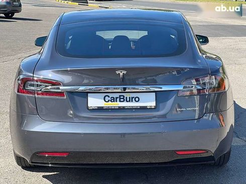 Tesla Model S 2020 - фото 11