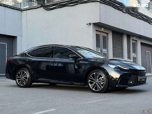 Toyota Camry 2024 - фото 14