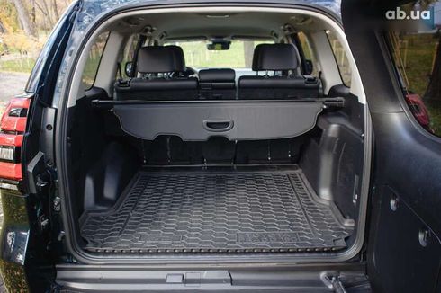 Toyota Land Cruiser Prado 2017 - фото 23